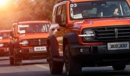 魏派坦克400最新爆料,性能与颜值双提升，揭秘最新爆料！